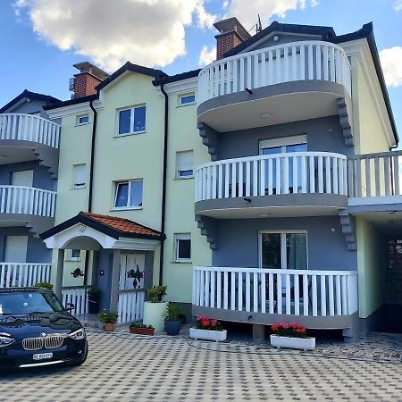 Ferienwohnungen Barbic Umag Ngoại thất bức ảnh