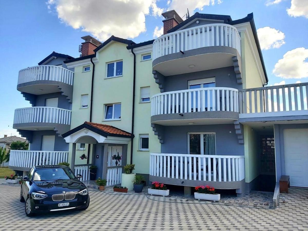 Ferienwohnungen Barbic Umag Ngoại thất bức ảnh